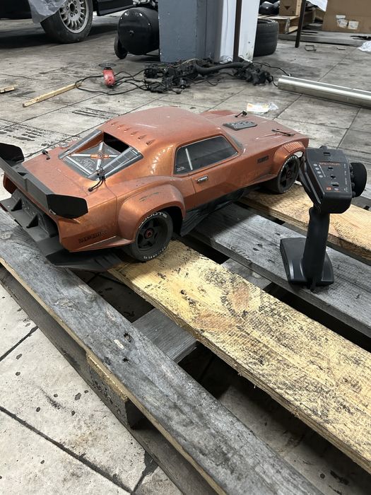 Arrma felony 6s.