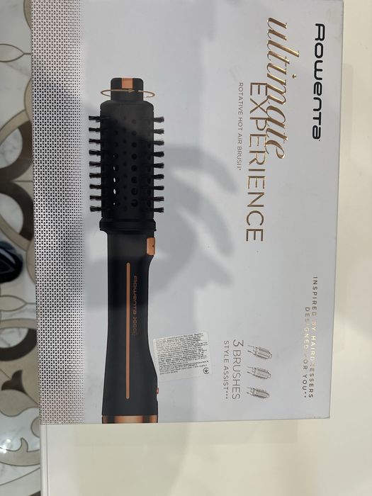 Фен-щітка ROWENTA