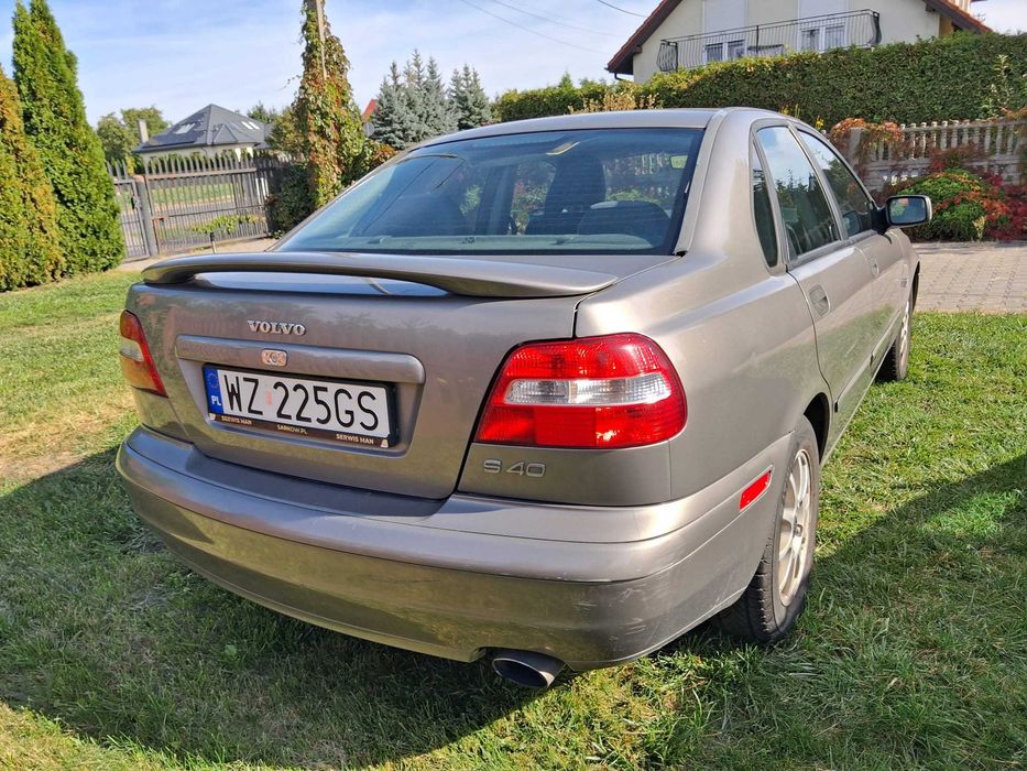 Volvo S40