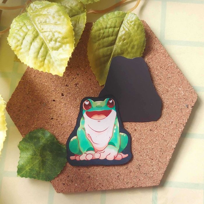 Magnes z żabą białą