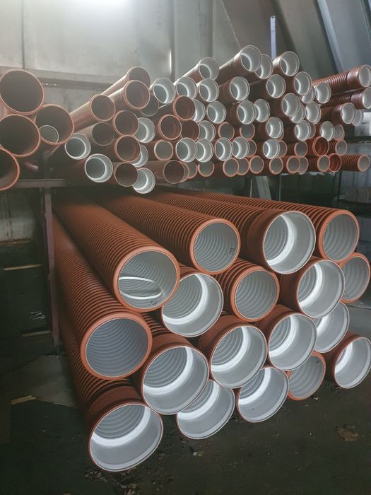 Труба дренажна  100 мм SN 4 колодязі ревізійні