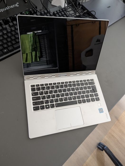 Lenovo Yoga 910 | Intel Core i7 | Ecrã Tátil 360º | Premium & Ultraleve