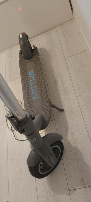 Hulajnoga elektryczna MOTUS Scooty 10