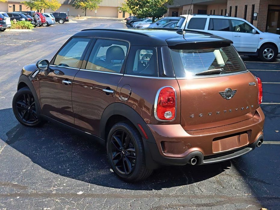 MINI Cooper Countryman      2013