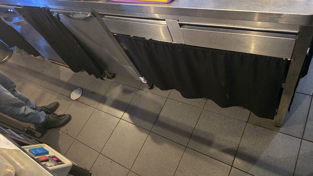 Vendo recheio de restaurante café snack bar(URGENTE)