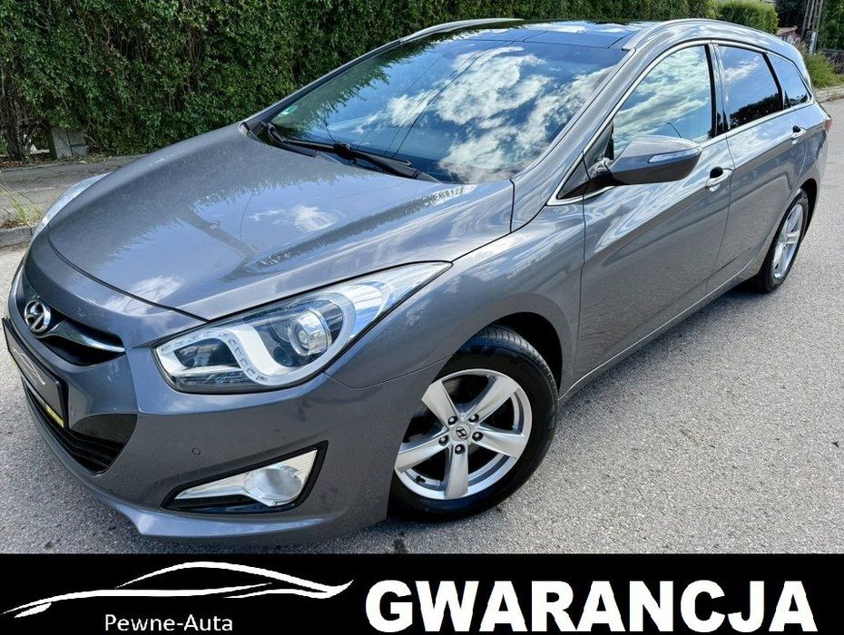 Hyundai i40 2.0i 177KM Automat Panorama Klimatronik Navi Kamera 2xPDC ALU Grz.Fote