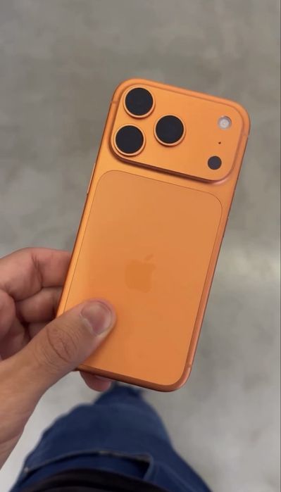 Iphone 17 Pro Max 512 Gb  Laranja Cósmica  estado novo com fatura .