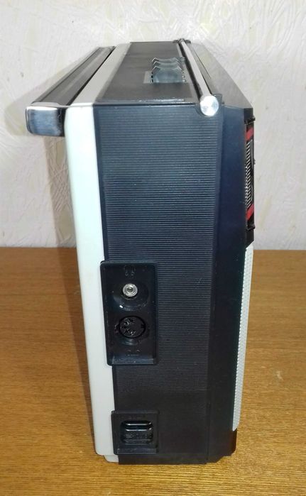 Радиоприемник ВЭФ-214 (VEF-214) состояние!