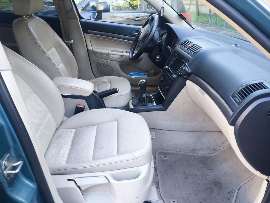 Школа Октавія а5 Skoda Octavia a5