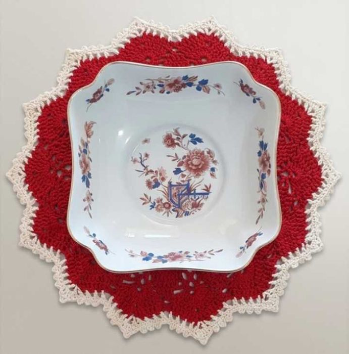 Centro de Mesa em crochê feito à mão
