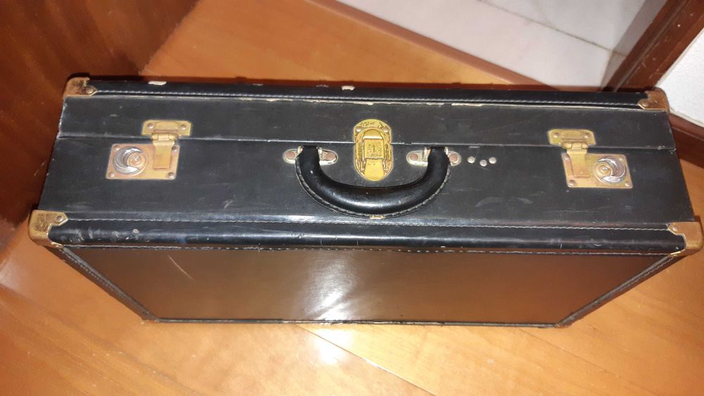 Clarinete Baixo ( madeira) Si bemol Leblanc France