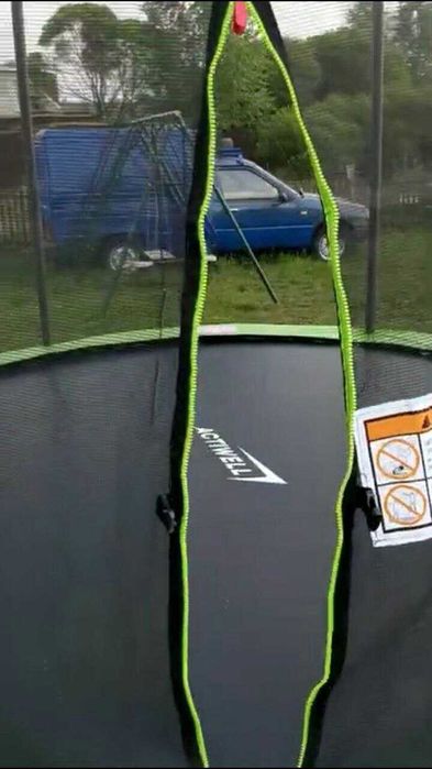 Батут дитячий діаметром 305 см стан 10із 10 новий