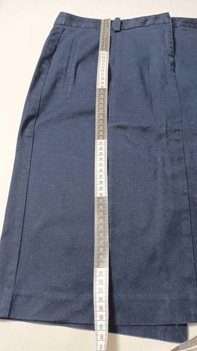 Saia azul escura da Zara