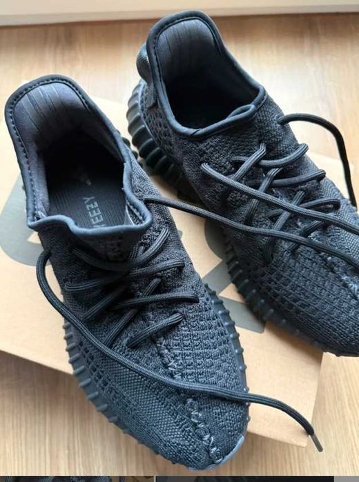 yeezy 350 adidas