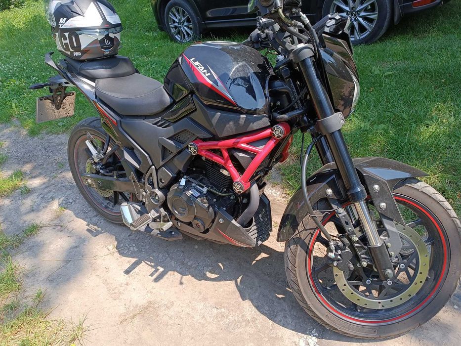 Мотоцикл Lifan SR200/Ліфан