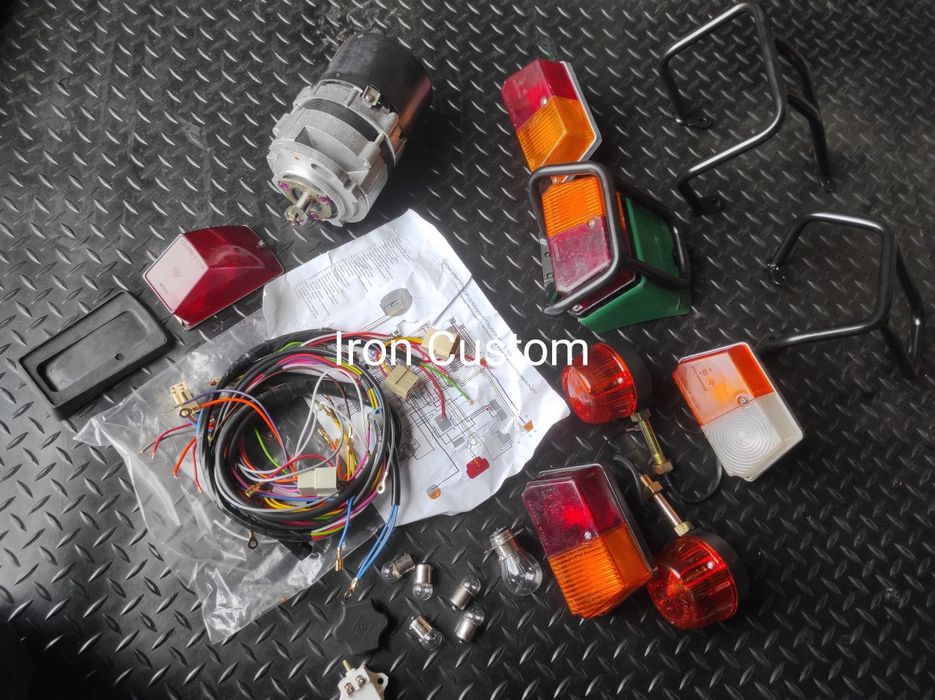 Układ elektryczny instalacja Dniepr Mt Ural lampa klosz alternator