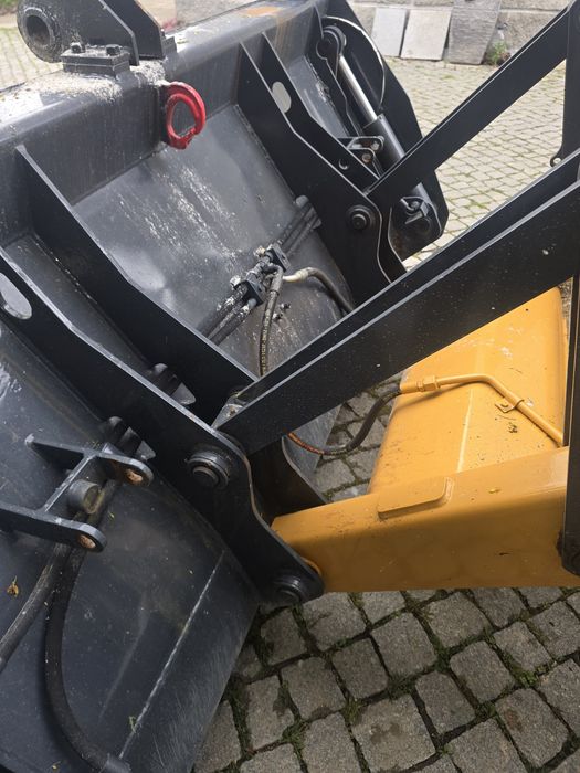 Vendo balde retroescavadora