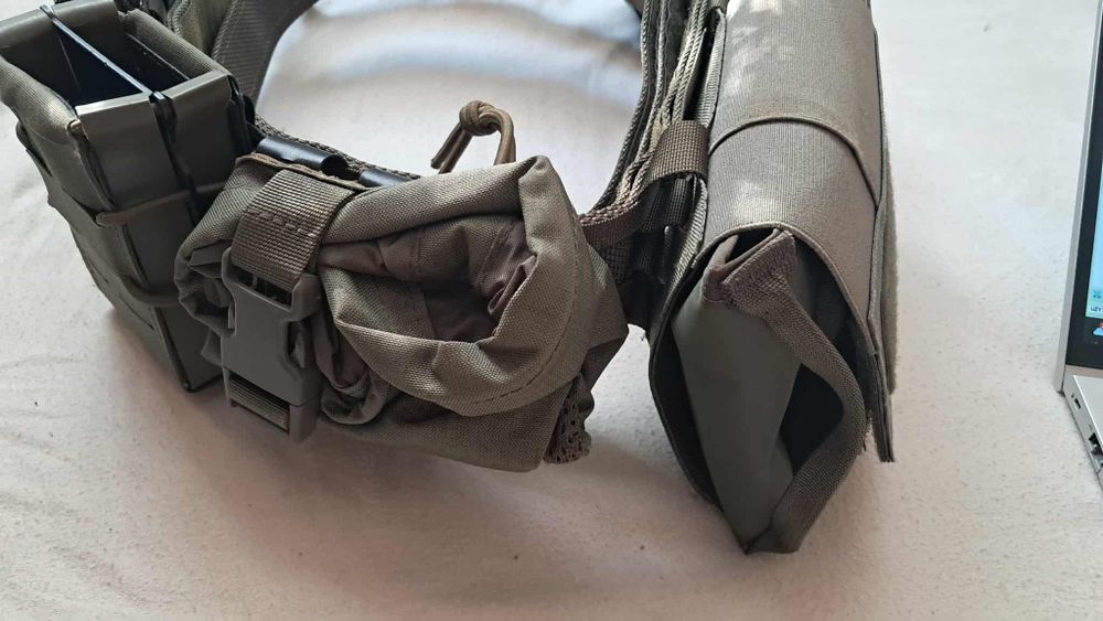 Pas taktyczny wojsko militaria IWTaktyczne