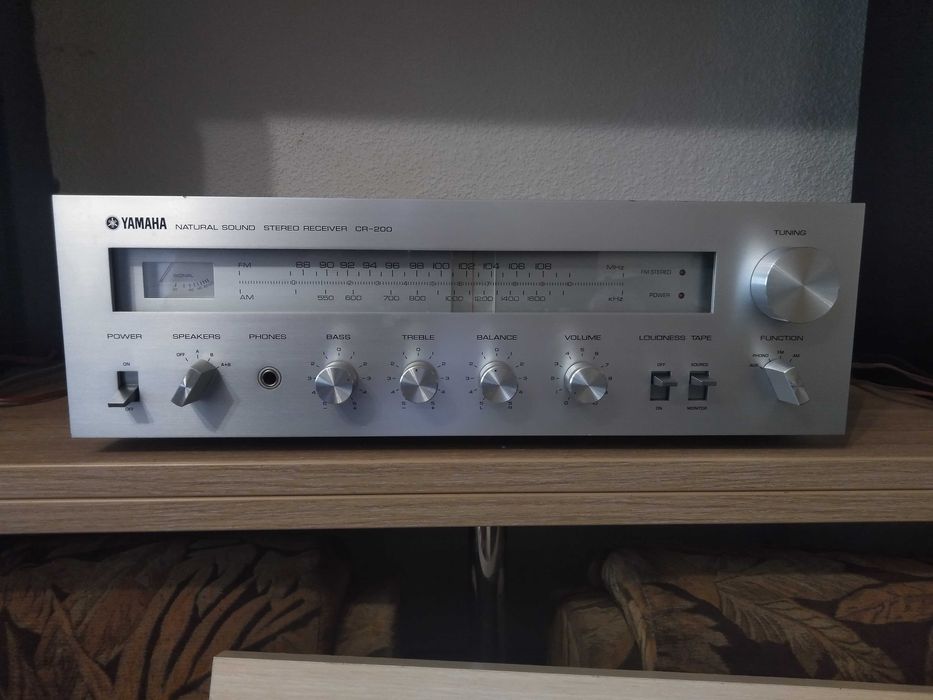 Yamaha CR-200 Natural Sound Receiver
