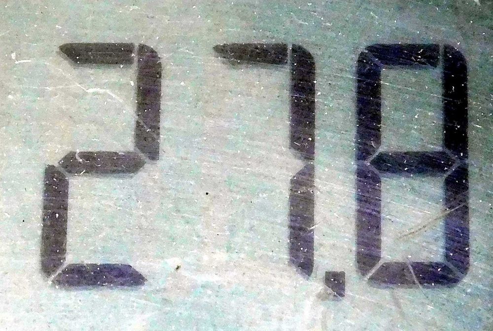 Ładowarka akumulatorów radiotelefonu UŁ 0272 1 RADMOR na części [K1]