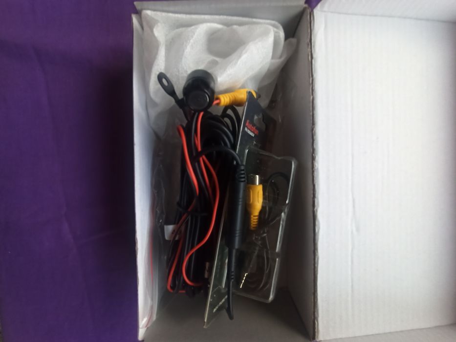 Камера заднего вида Falcon RC35CCD-170