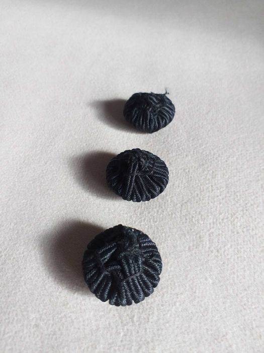 3 botões em têxtil com fios entrecruzados para casaco (volumosos)64284082836737124