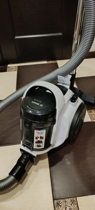 Продам пылесос Bosh