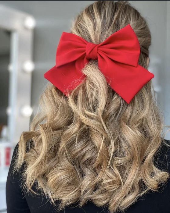 Стрижки ,покраски...бровки