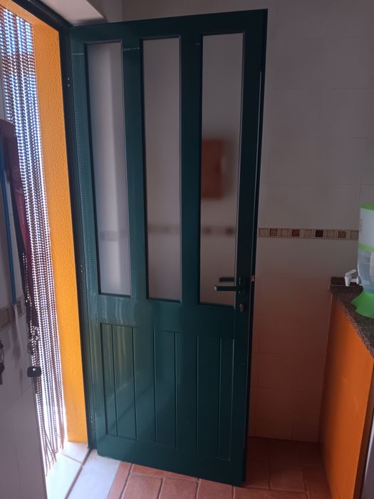 Janelas, portadas e portas de aluminio