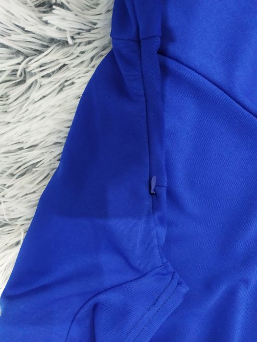 Chabrowa sukienka wieczorowa S dłuższy tył