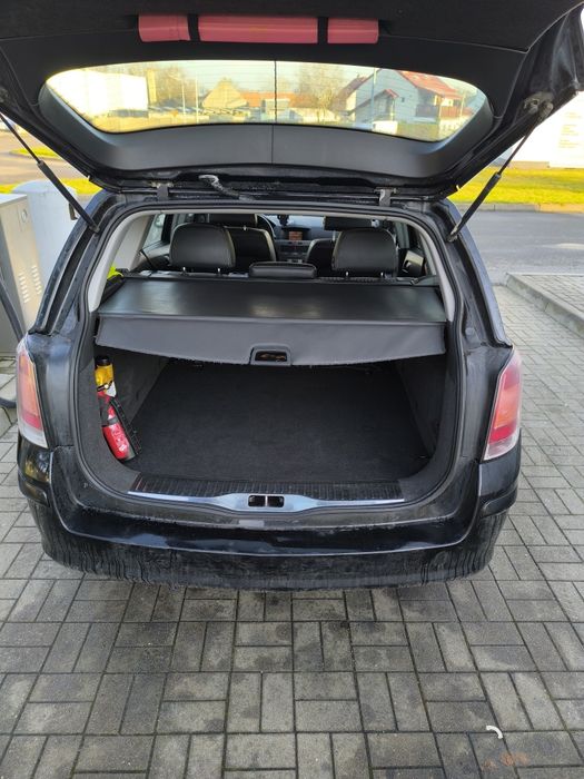 Opel Astra h 1.6 benzyna kombi