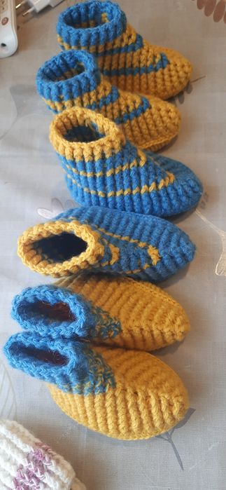 Носочки - чобітки в'язані на замовлення