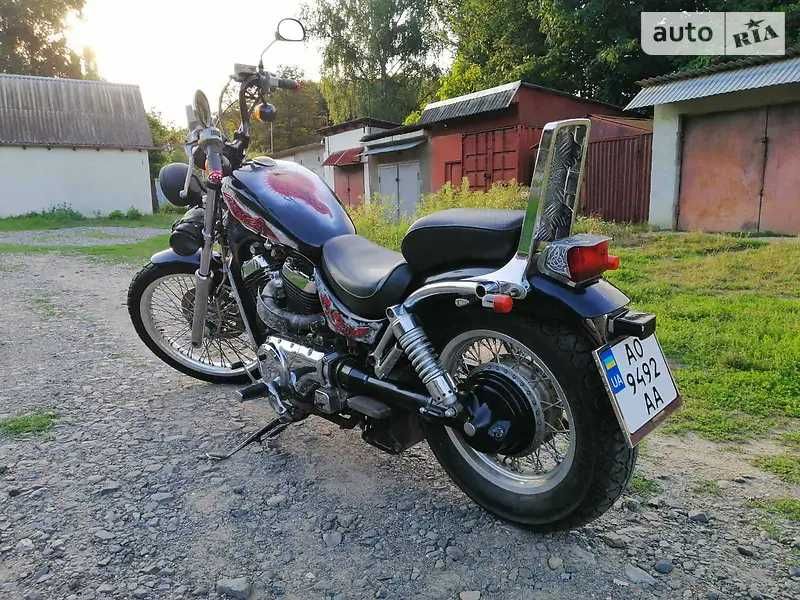 Suzuki intruder 400