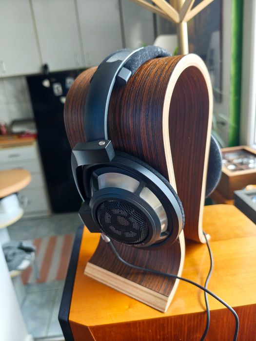 Sennheiser hd800s - świetny stan (nowe org. pady i opaska)
