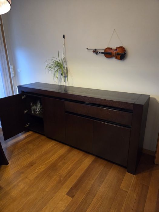 Vendo aparador de sala  madeira wengue