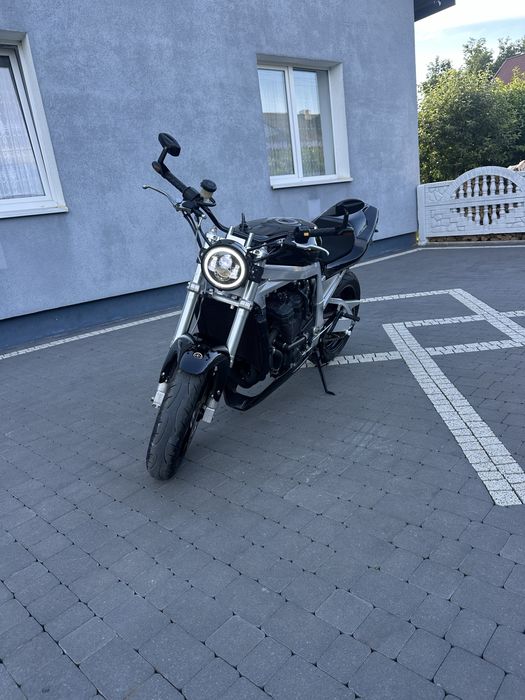 Suzuki GSX-R750
