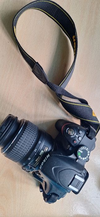 Nikon d 3200 como nova