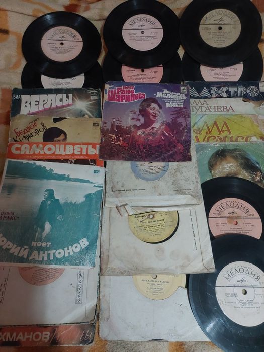 Грам пластинки Мелодия