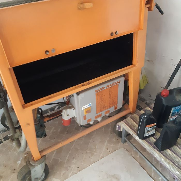 Máquina de Mistura "Mustang Mixer"