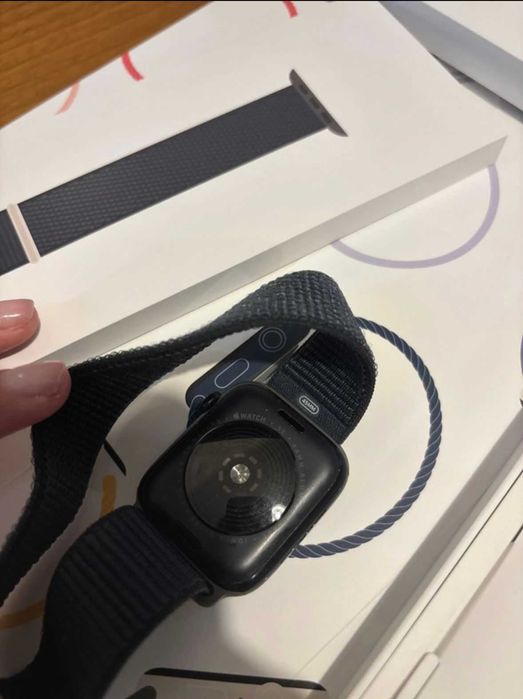 Apple Watch SE GPS (2ª Geração) 44 mm - Ecrã partido