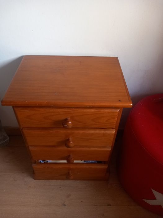 Vendo recheio de casa .motivo saida para o estrangeiro