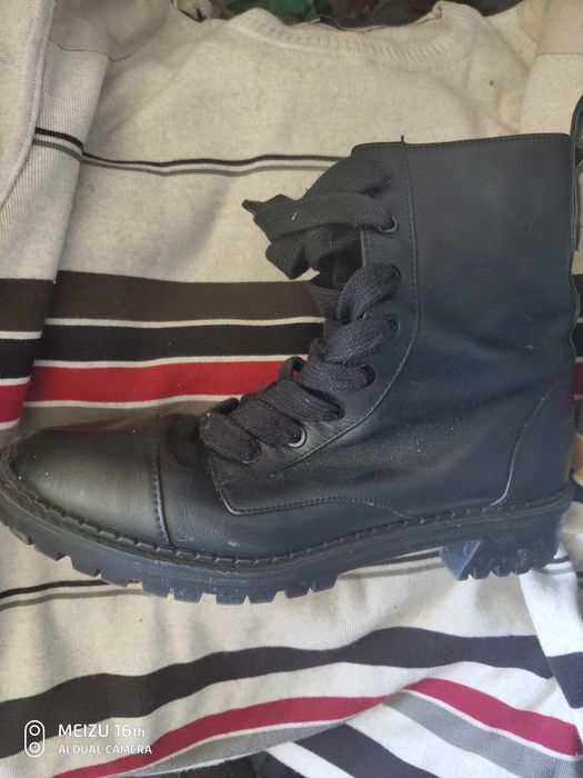 Обувь женская разная