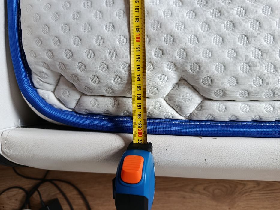 Cama de Casal Completa com Colchão | Excelente Estado