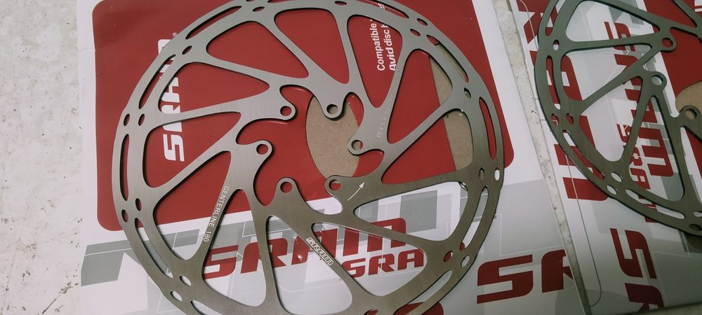 Vendo Sram centerline 160mm e 180mm