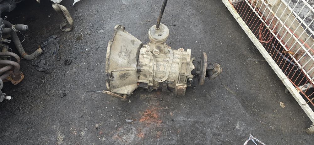 Skrzynia biegów  Renault Master 2,5 TD  1989  -1998