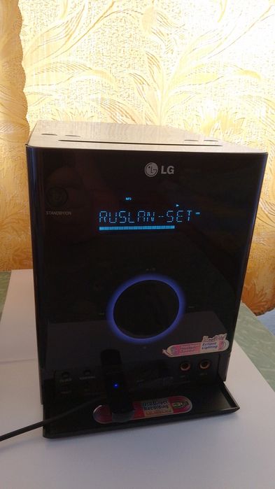 Музичний центр LG FB-D163X