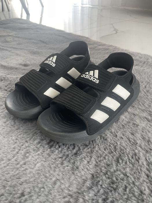 Босоніжки adidas 27