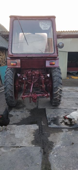 Продам трактор Т-25 з возом