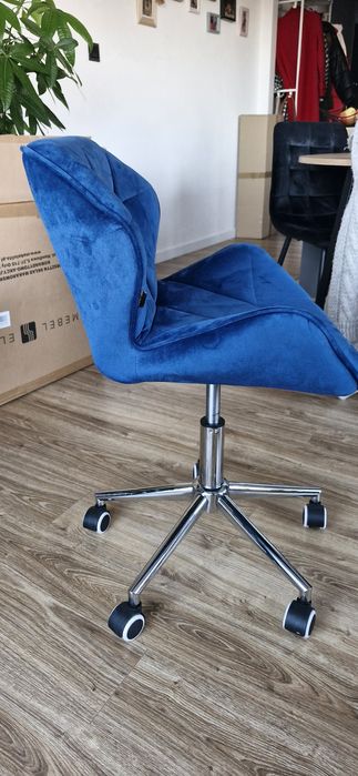 Krzesło obrotowe na kółkach welur granat
