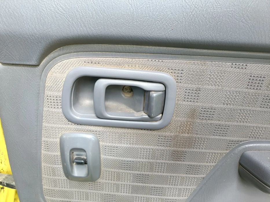Puxador interior porta frente direito NISSAN Pick Up III (D22)